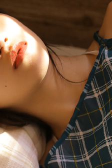 卿本佳人在线看